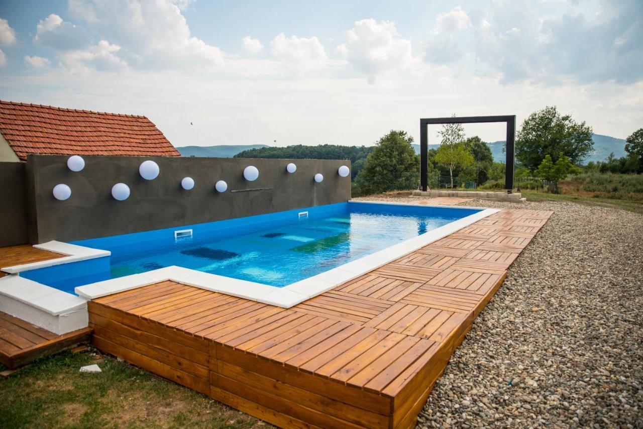 Maison d'hôtes Skriveni Raj à Gornji Milanovac Extérieur photo